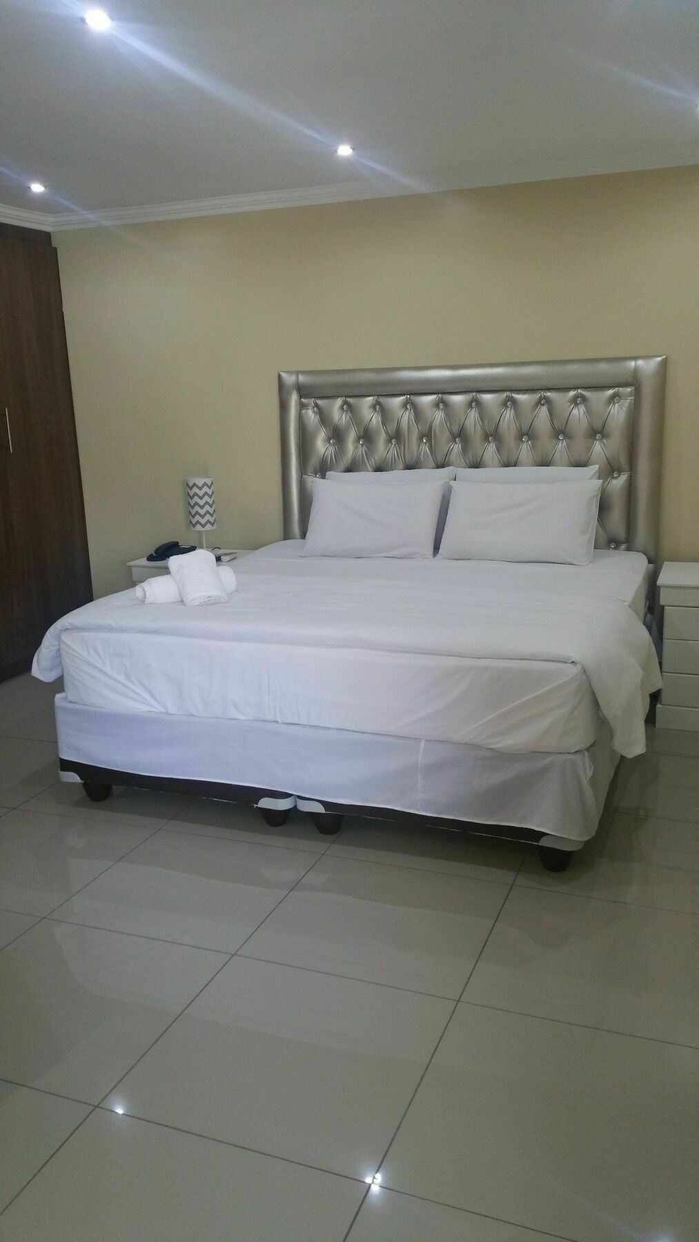 Munisa Guest House Joanesburgo Exterior foto